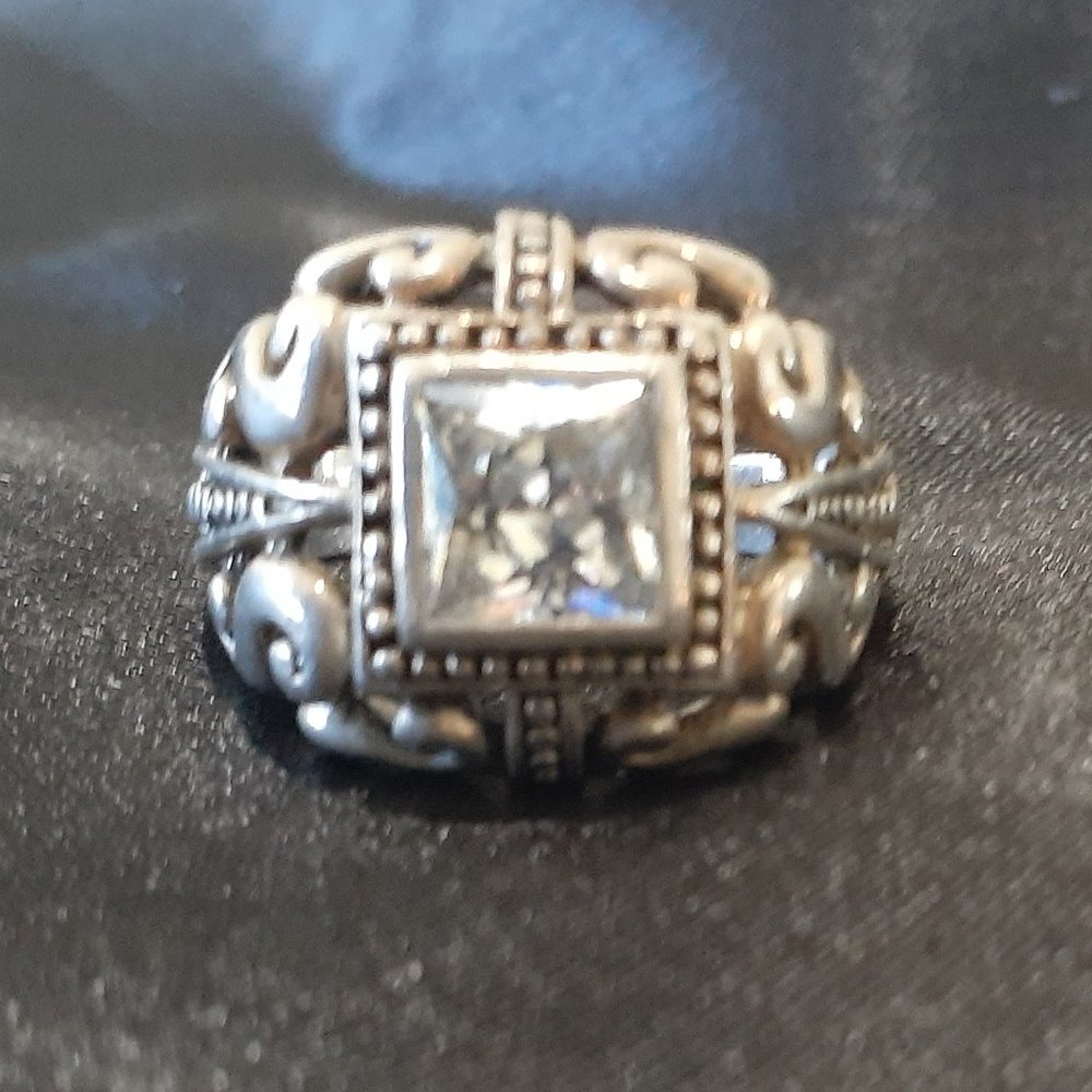 Sterling Ring with Rhinestone - Picture 4 of 10